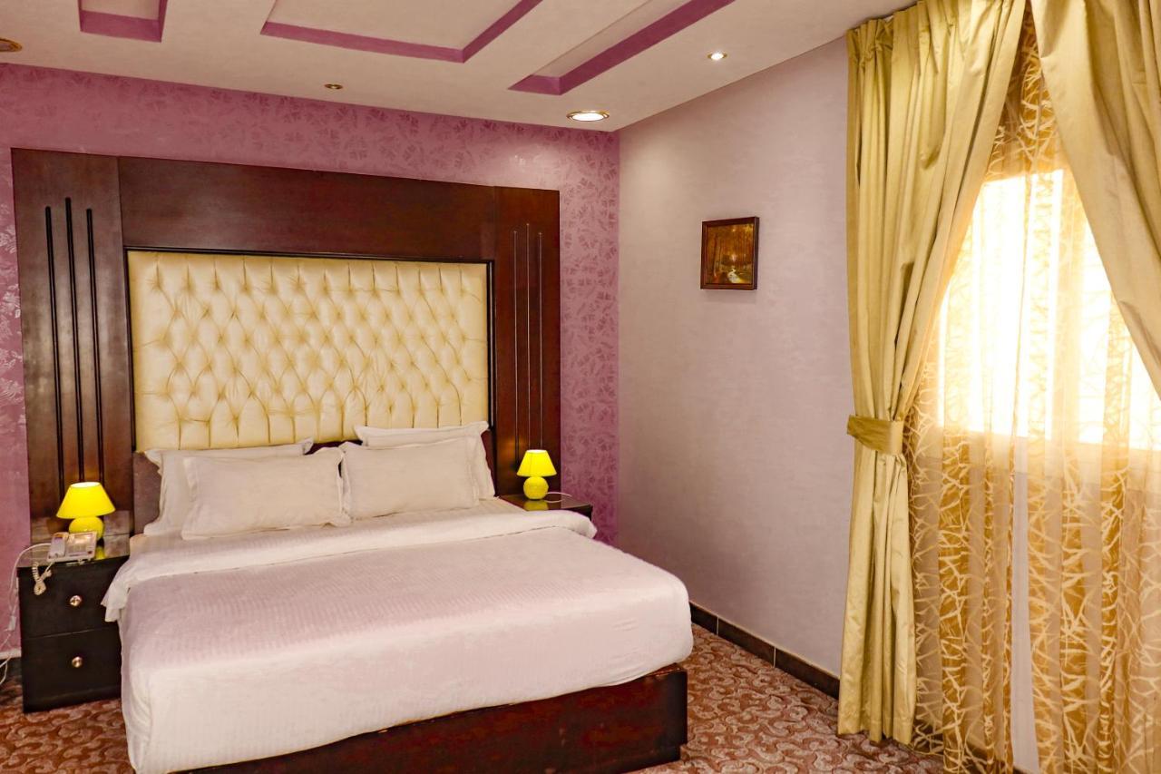 Aparthotel Al Farhan Ishbillia 3*